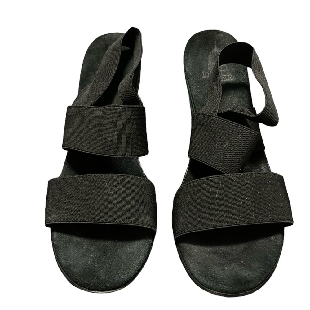 San Miguel Shoes! Women's Black Elastic Strap Wedge Sandals